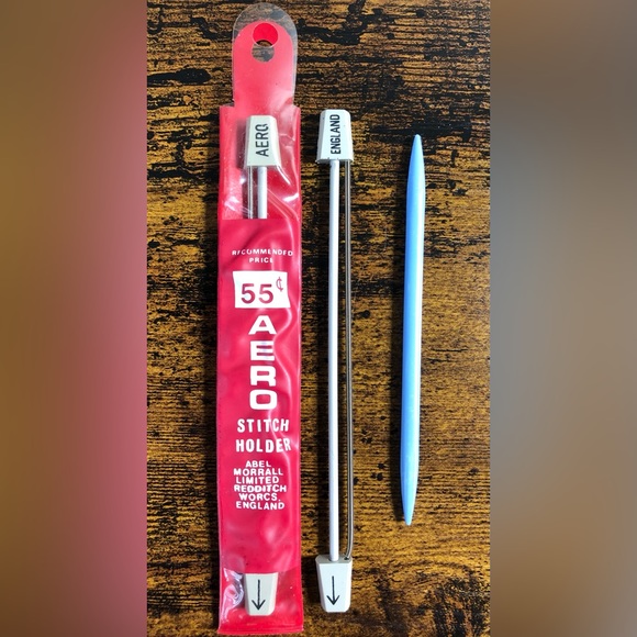 Bundle of Knitting Needles and Accessories - Picture 7 of 9